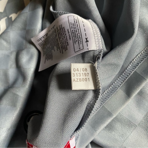 Liverpool Gerrard 2008 09 away premier league jersey - Picture 3 of 8